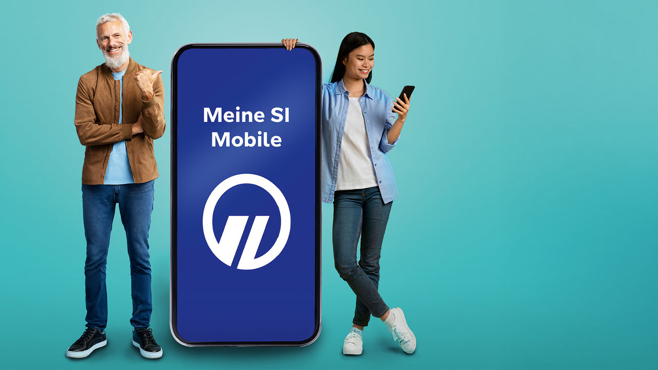 Kundenapp zwei Personen neben Smartphone